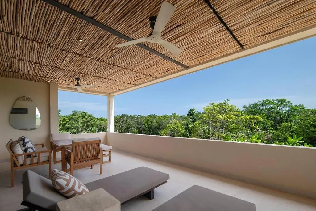 Jungle Sky Loft Διαμέρισμα Τουλούμ
