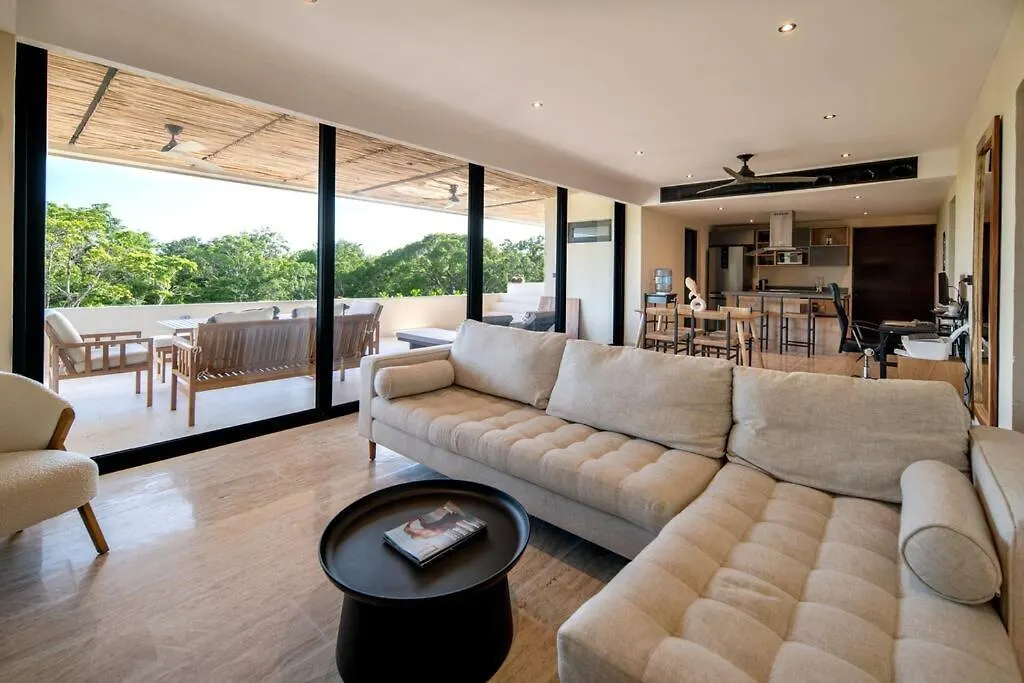 Jungle Sky Loft Διαμέρισμα Τουλούμ